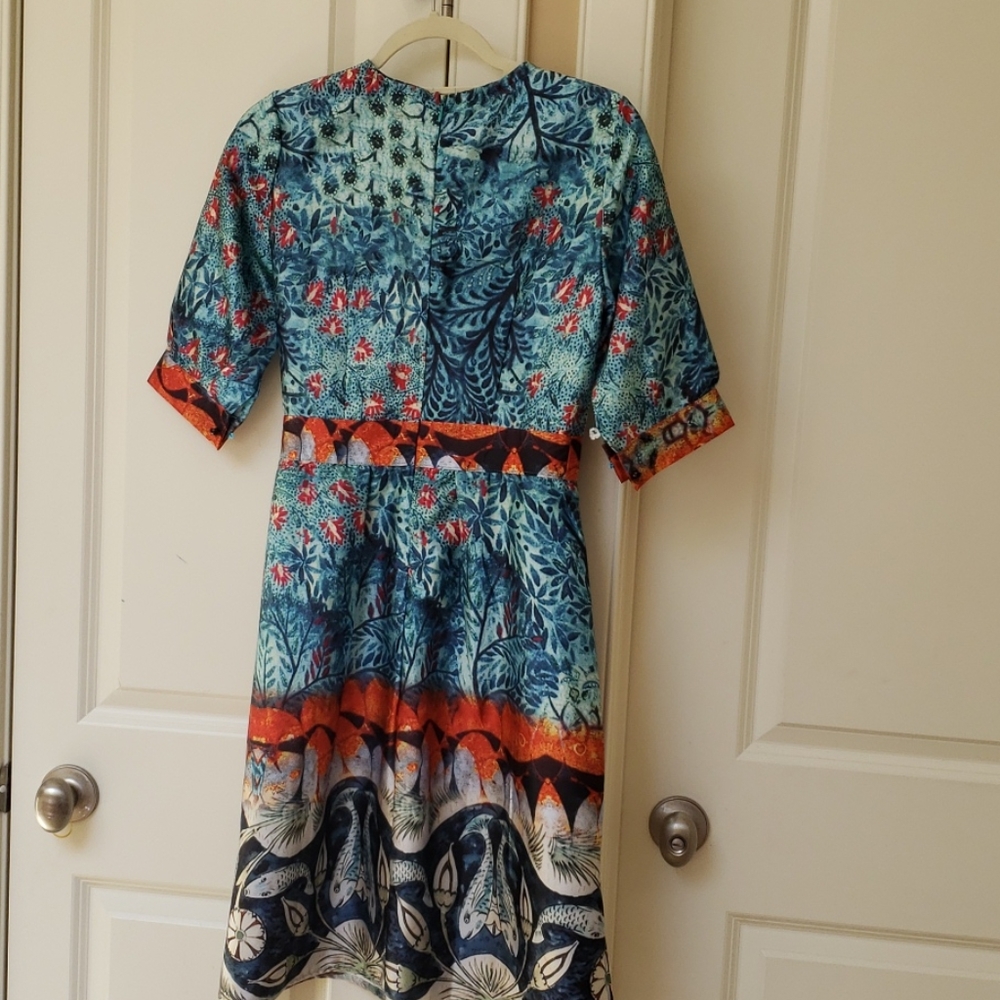 Dress - Picture 2 of 5
